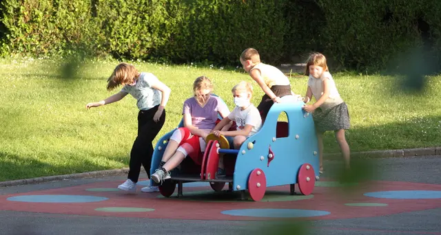 Enfance, jeunesse : périscolaire, extrascolaire et enseignement