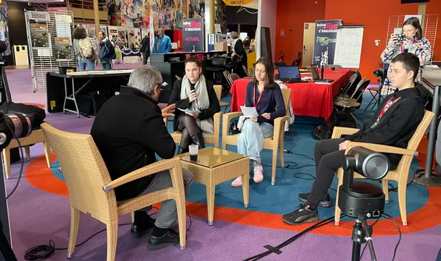 Rencontre entre jeunes et scientifiques au Festival international du film d’éducation