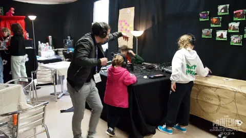 Table créative Maison Ceméa photo Jean-Claude VARIN