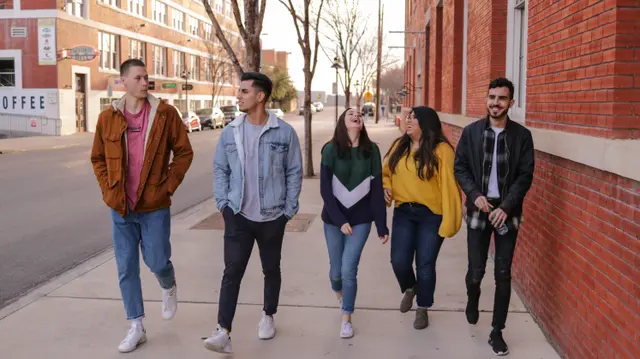 Garantir un accompagnement inconditionnel vers l’autonomie des jeunes