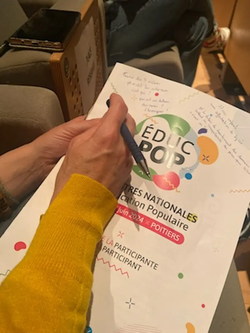 Photo prise aux 2eme rencontres nationales de l'éducation populaire de Poitiers en 2024