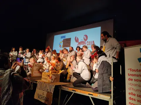 Intégralité des équipes du Comité de pilotage et du Comité Régional d'accueil de la Biennale, Crab